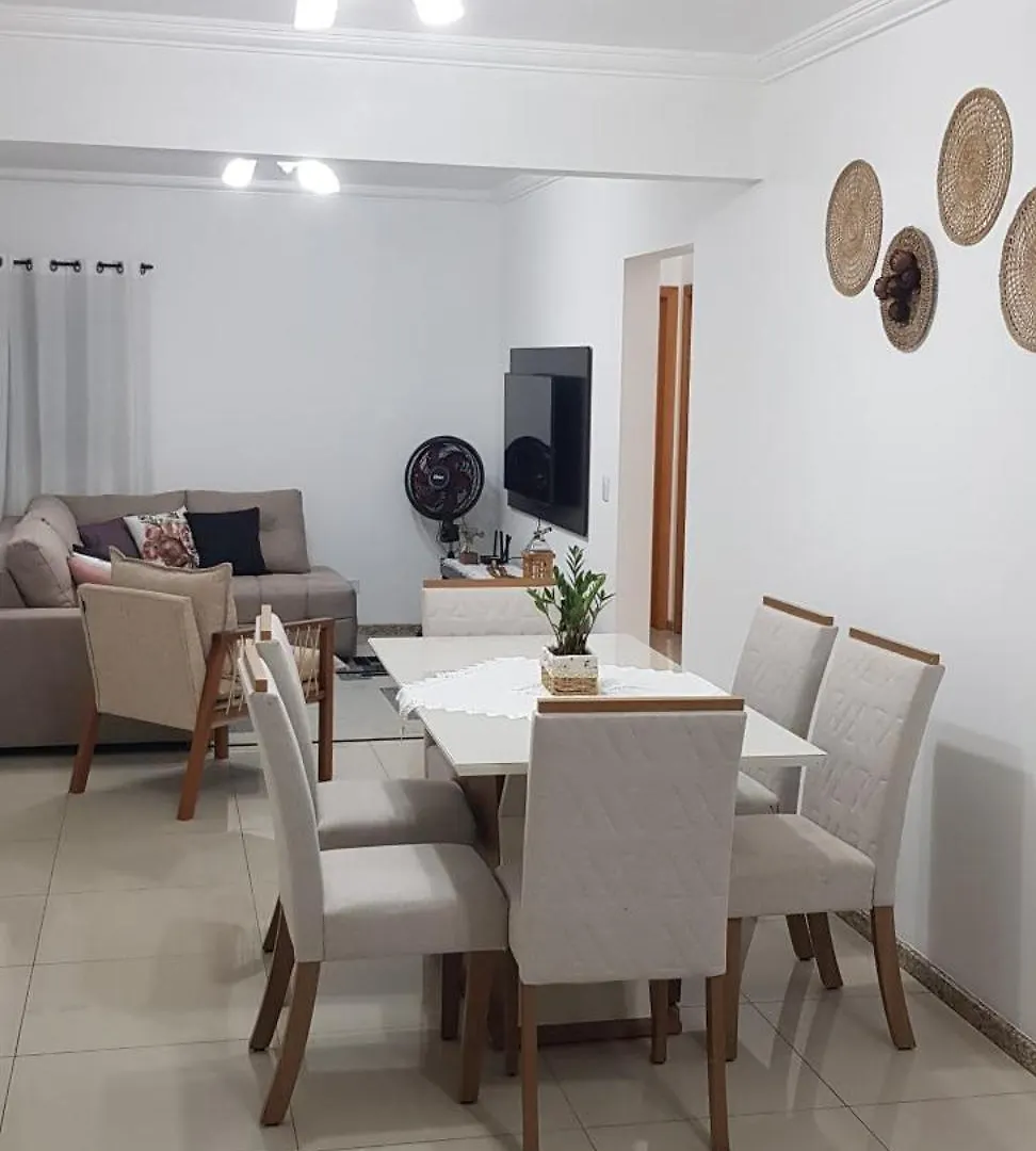 Apartamento Em Трези-Тилиас